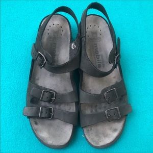 Mephisto 2 strap comfort sandals w/ ankle strap 40